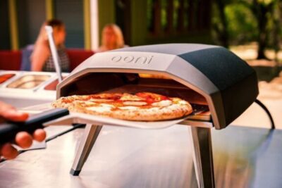 horno-ooni-koda-12-horno-de-gas-pizz-jardin-exterior