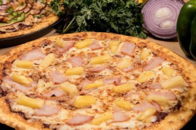 pizza-hawaiana-ingredientes-receta-casera